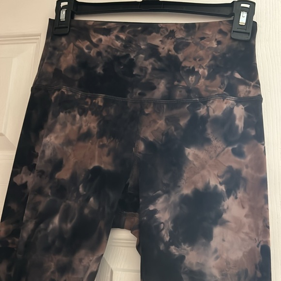 Lululemon align diamond dye (graphite grey pink pastel) pant - Picture 4 of 5